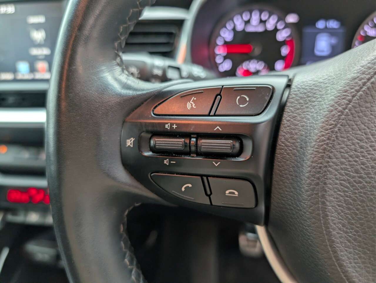 2020 KIA STONIC 2020 KIA STONIC