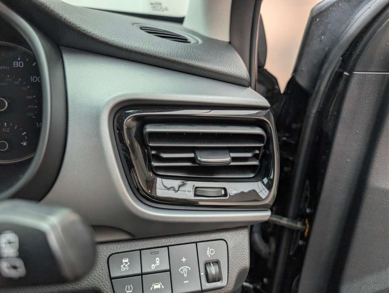 2020 KIA STONIC 2020 KIA STONIC