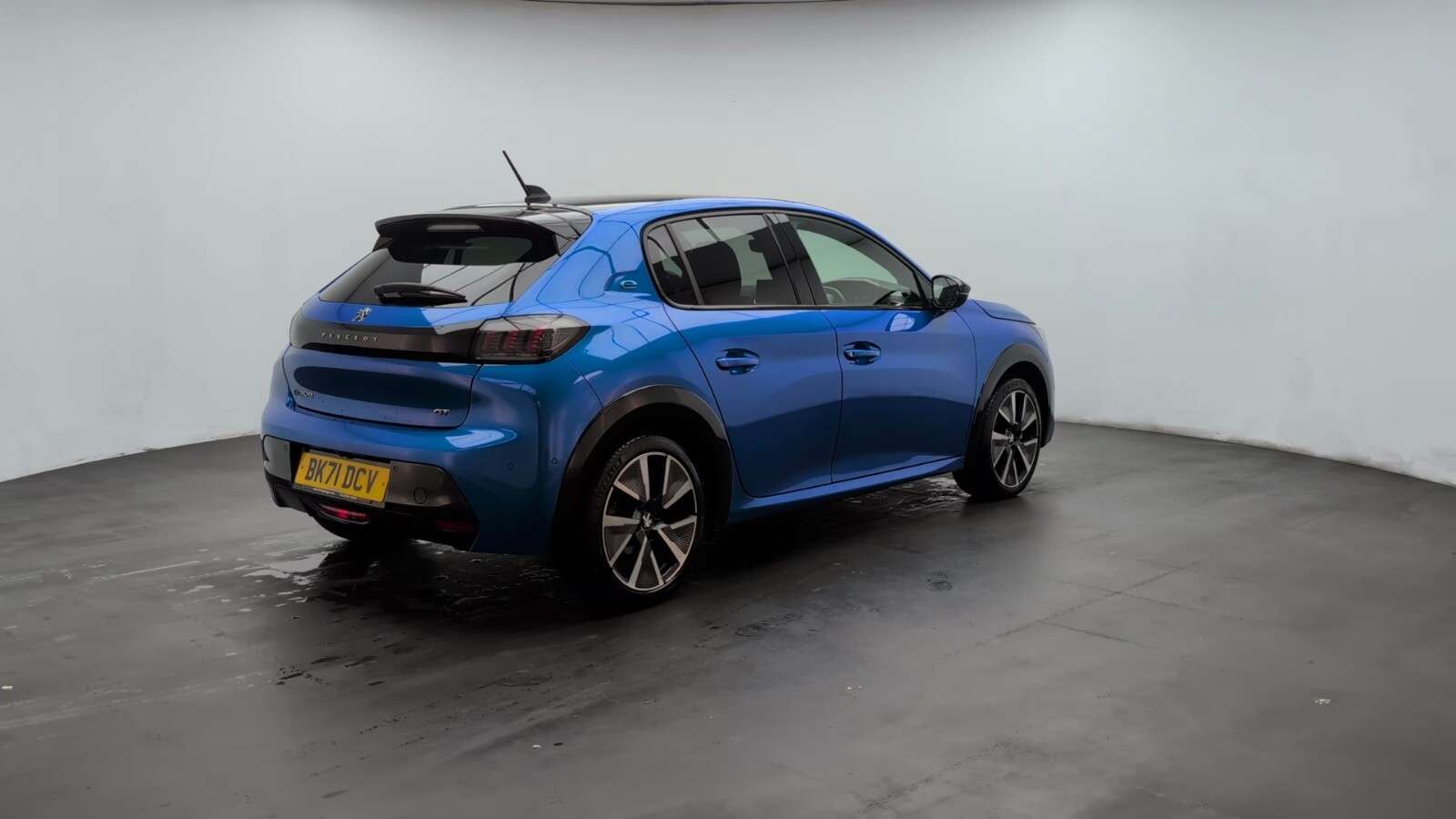 2021 PEUGEOT E-208 2021 PEUGEOT E-208