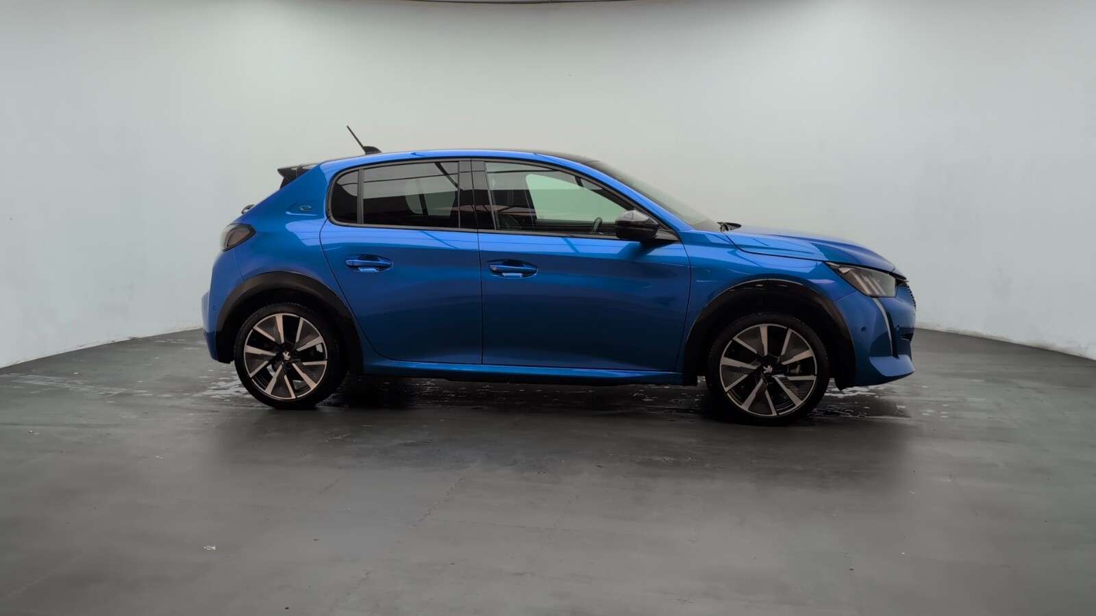 2021 PEUGEOT E-208 2021 PEUGEOT E-208