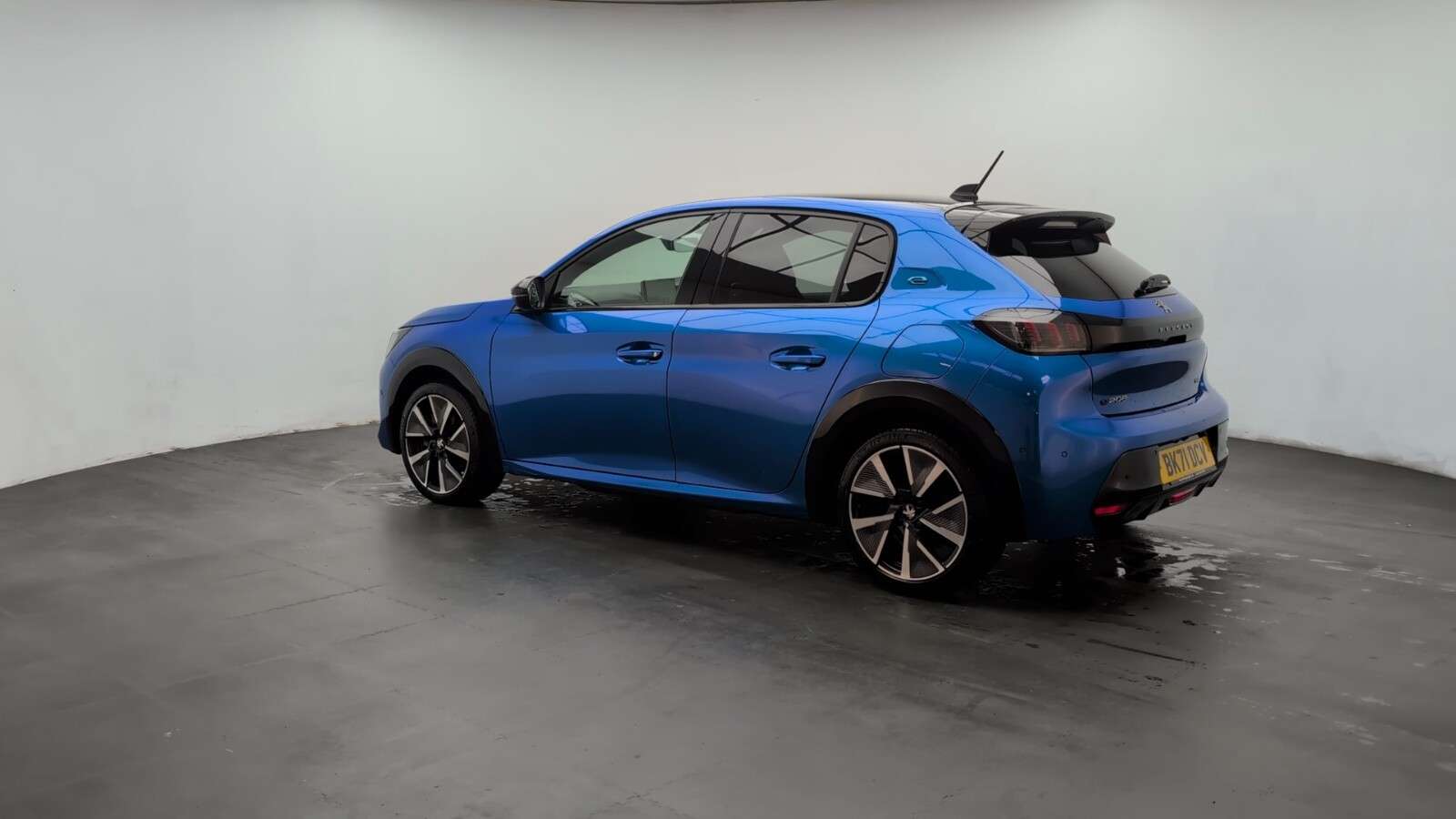 2021 PEUGEOT E-208 2021 PEUGEOT E-208