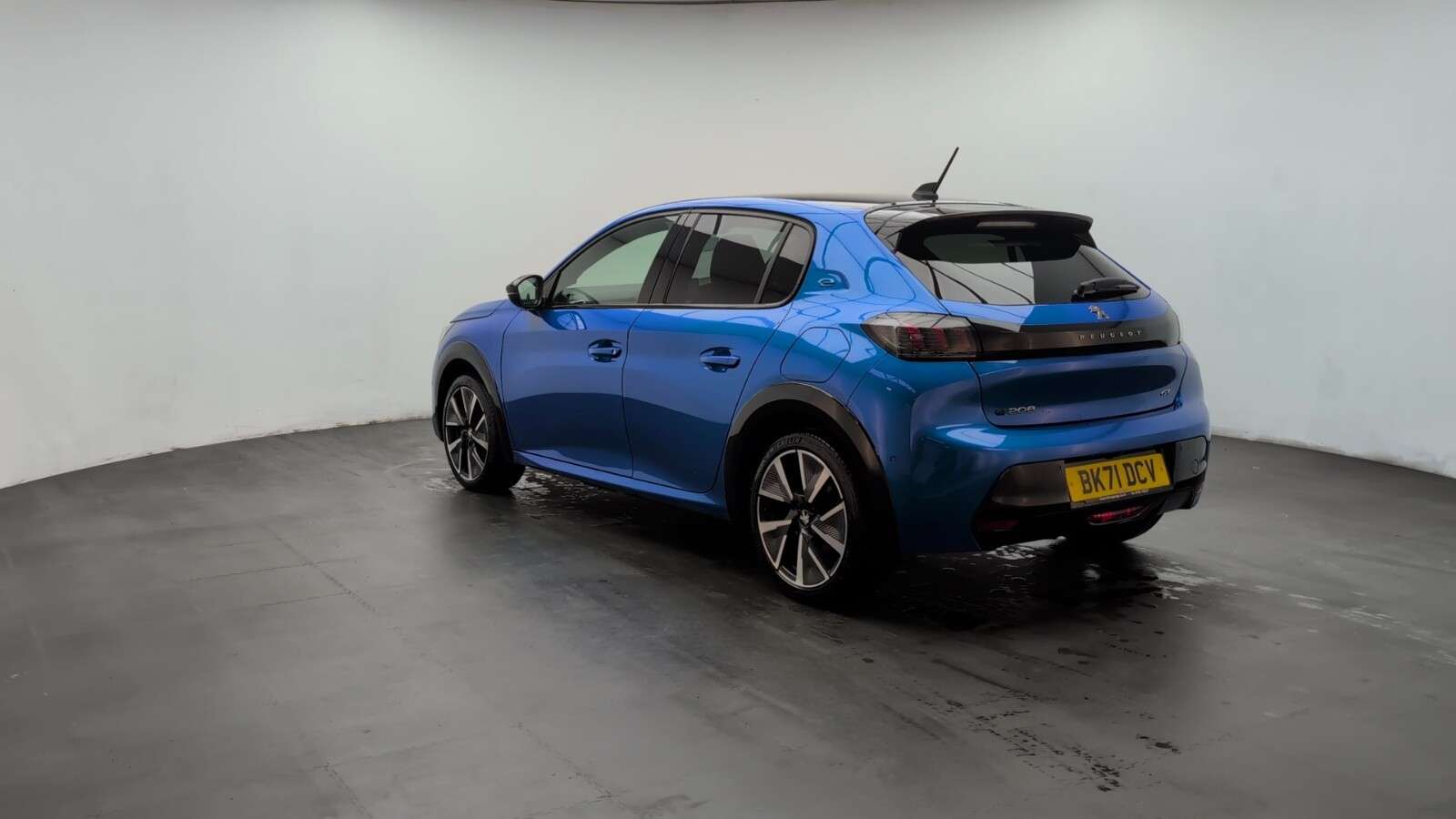 2021 PEUGEOT E-208 2021 PEUGEOT E-208