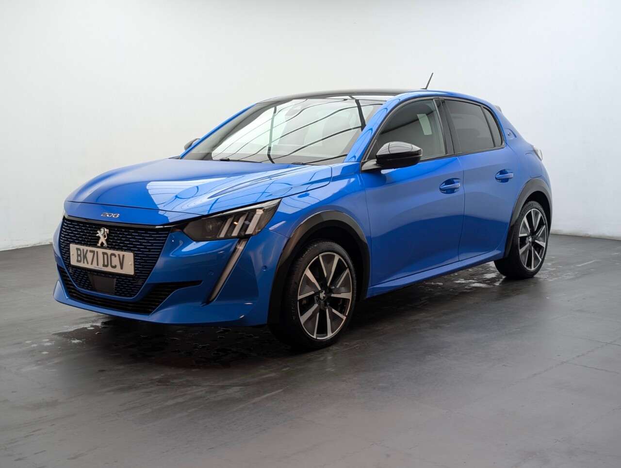 2021 PEUGEOT E-208 2021 PEUGEOT E-208