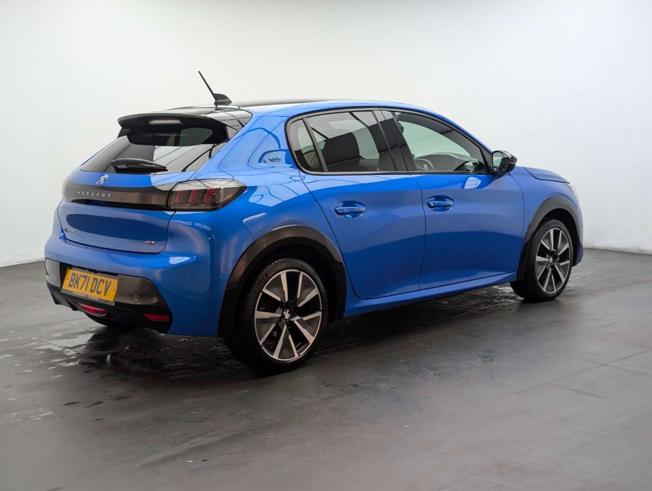 2021 PEUGEOT E-208 2021 PEUGEOT E-208