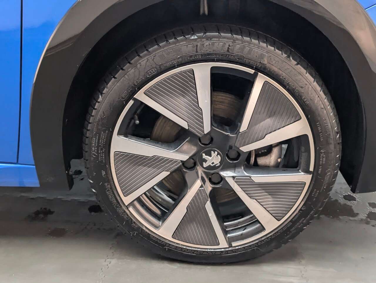 2021 PEUGEOT E-208 2021 PEUGEOT E-208