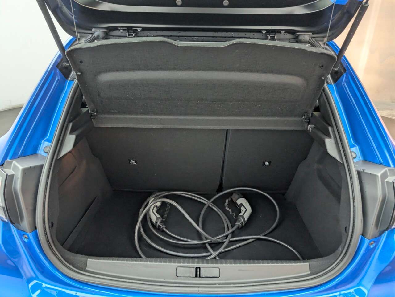 2021 PEUGEOT E-208 2021 PEUGEOT E-208