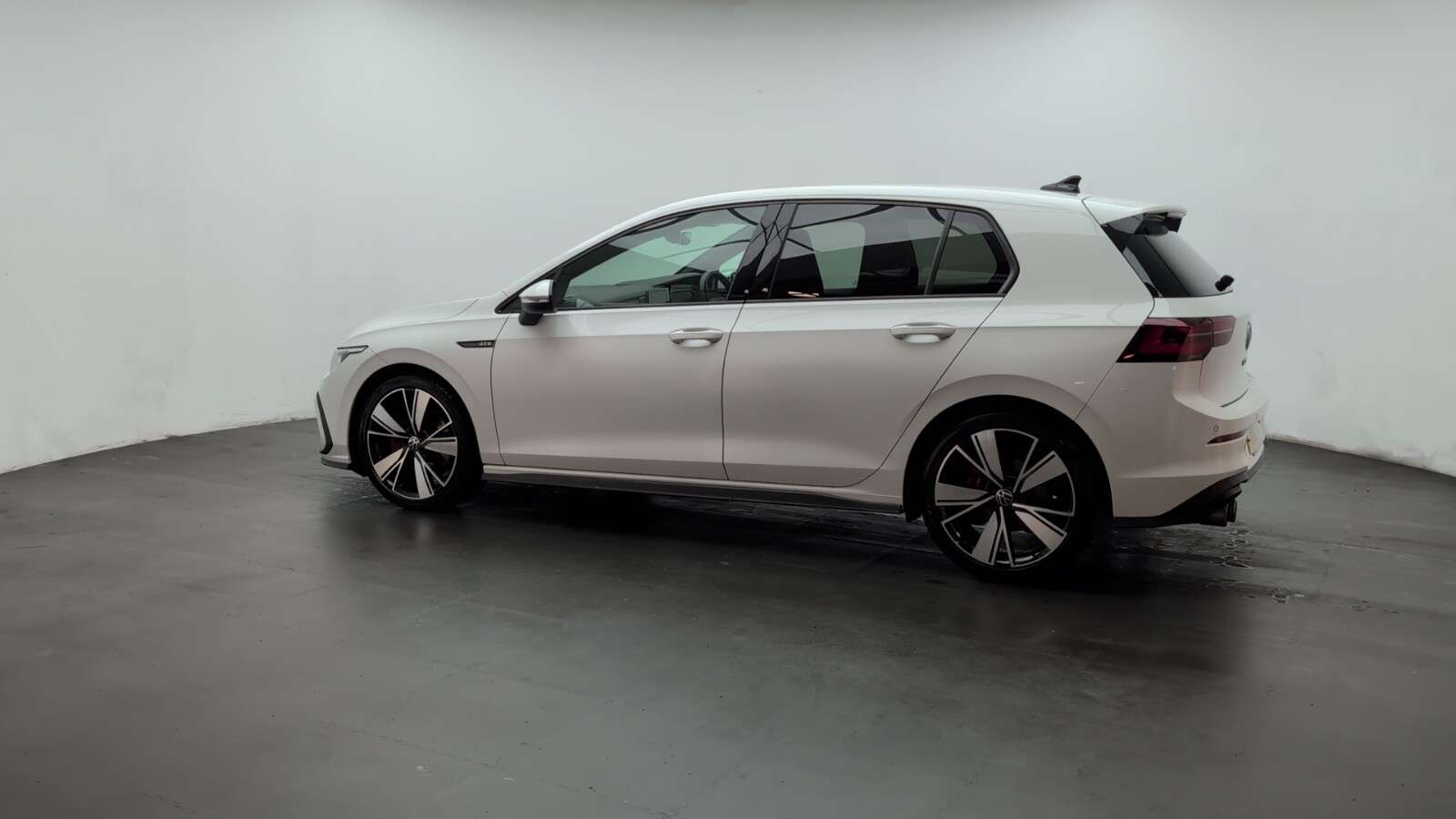 2021 VOLKSWAGEN GOLF 2021 VOLKSWAGEN GOLF