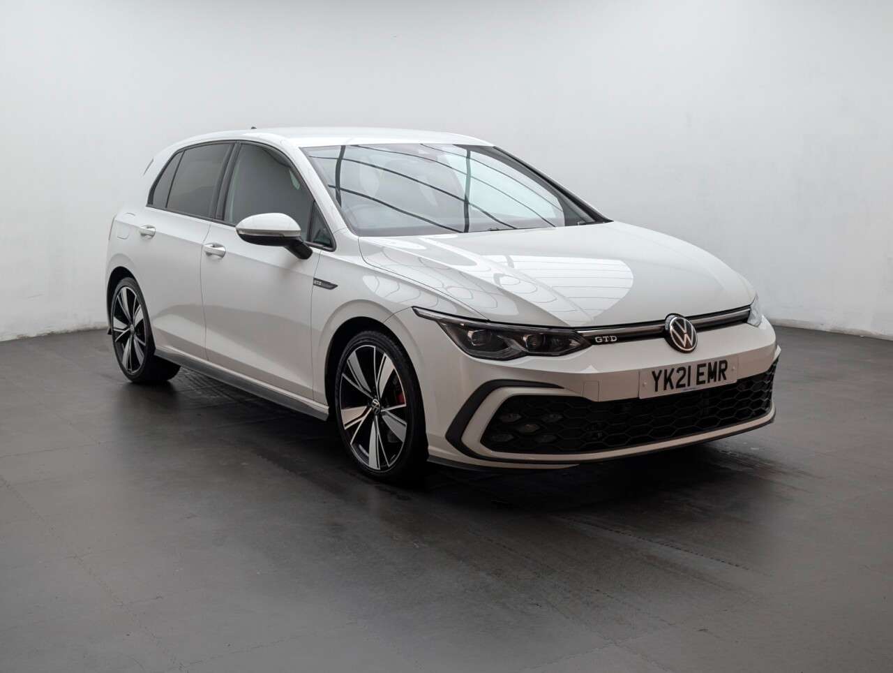 2021 VOLKSWAGEN GOLF 2021 VOLKSWAGEN GOLF