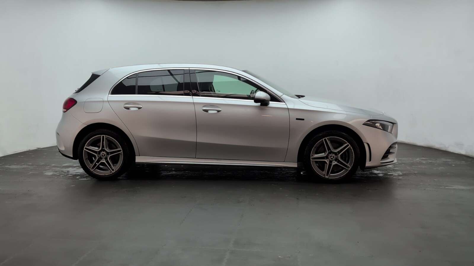 2021 MERCEDES-BENZ A CLASS 2021 MERCEDES-BENZ A CLASS