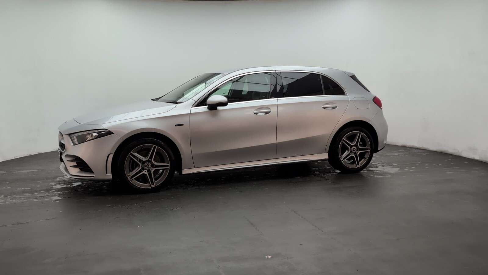 2021 MERCEDES-BENZ A CLASS 2021 MERCEDES-BENZ A CLASS