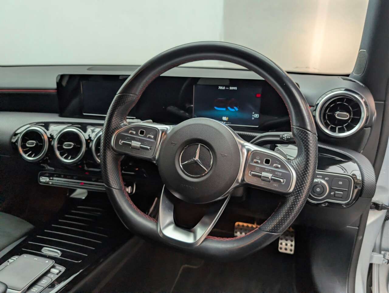 2021 MERCEDES-BENZ A CLASS 2021 MERCEDES-BENZ A CLASS