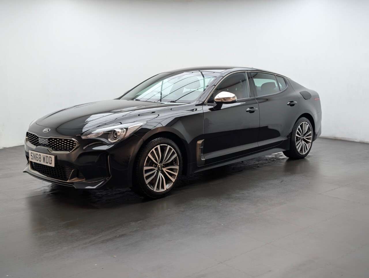 2018 KIA STINGER 2018 KIA STINGER