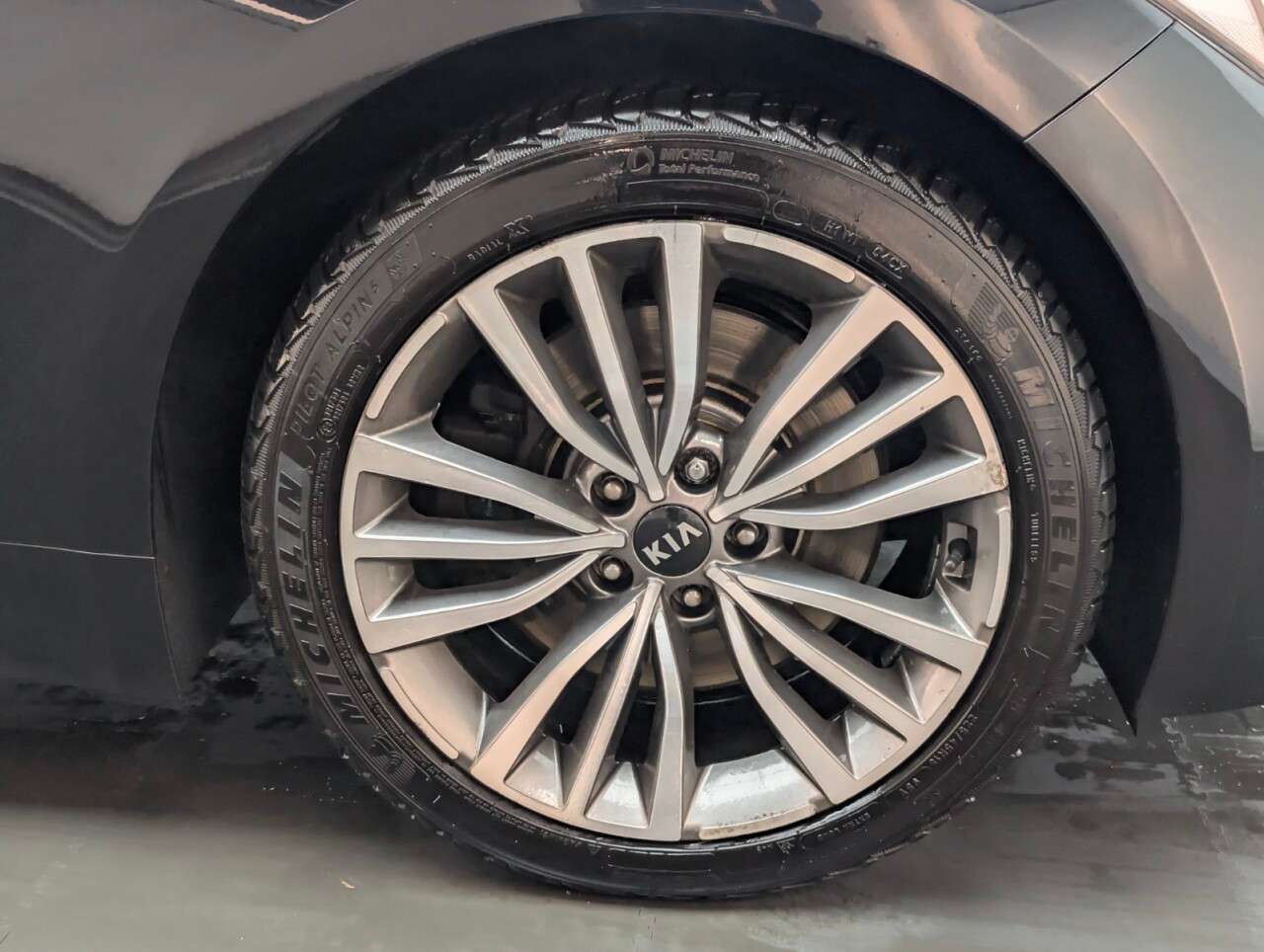 2018 KIA STINGER 2018 KIA STINGER