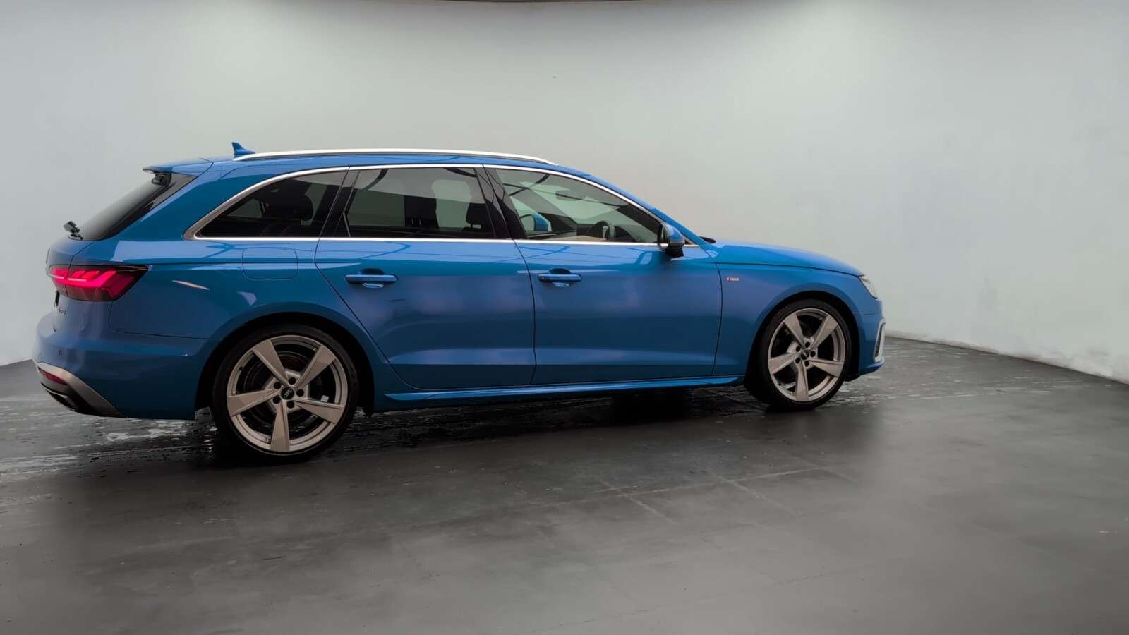 2020 AUDI A4 AVANT 2020 AUDI A4 AVANT