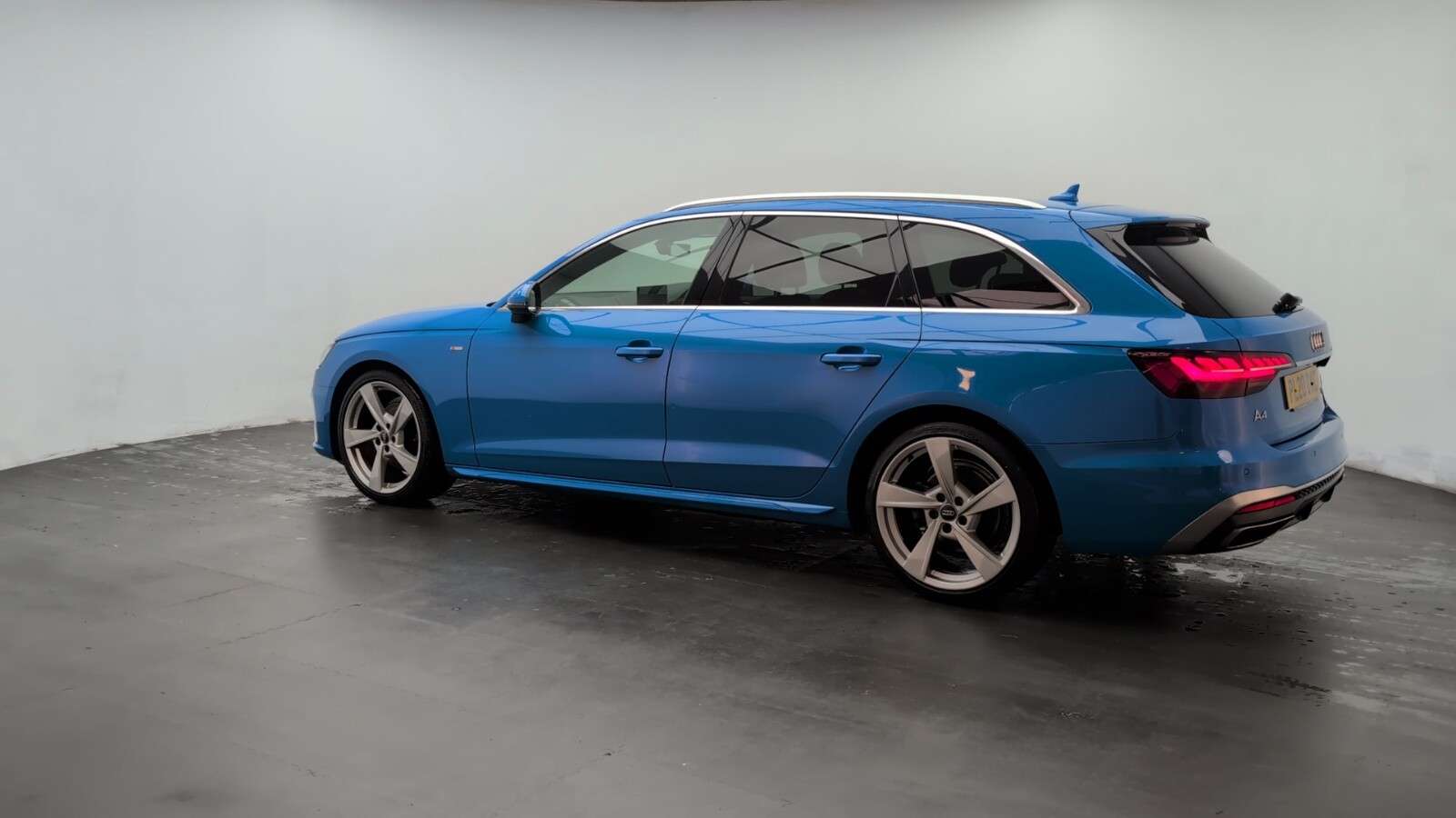 2020 AUDI A4 AVANT 2020 AUDI A4 AVANT