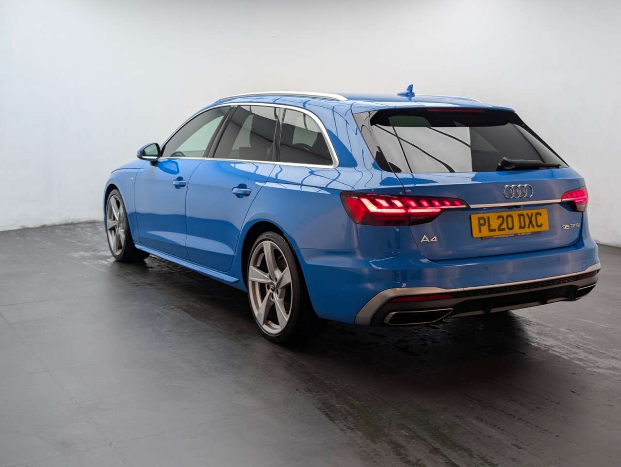 2020 AUDI A4 AVANT 2020 AUDI A4 AVANT
