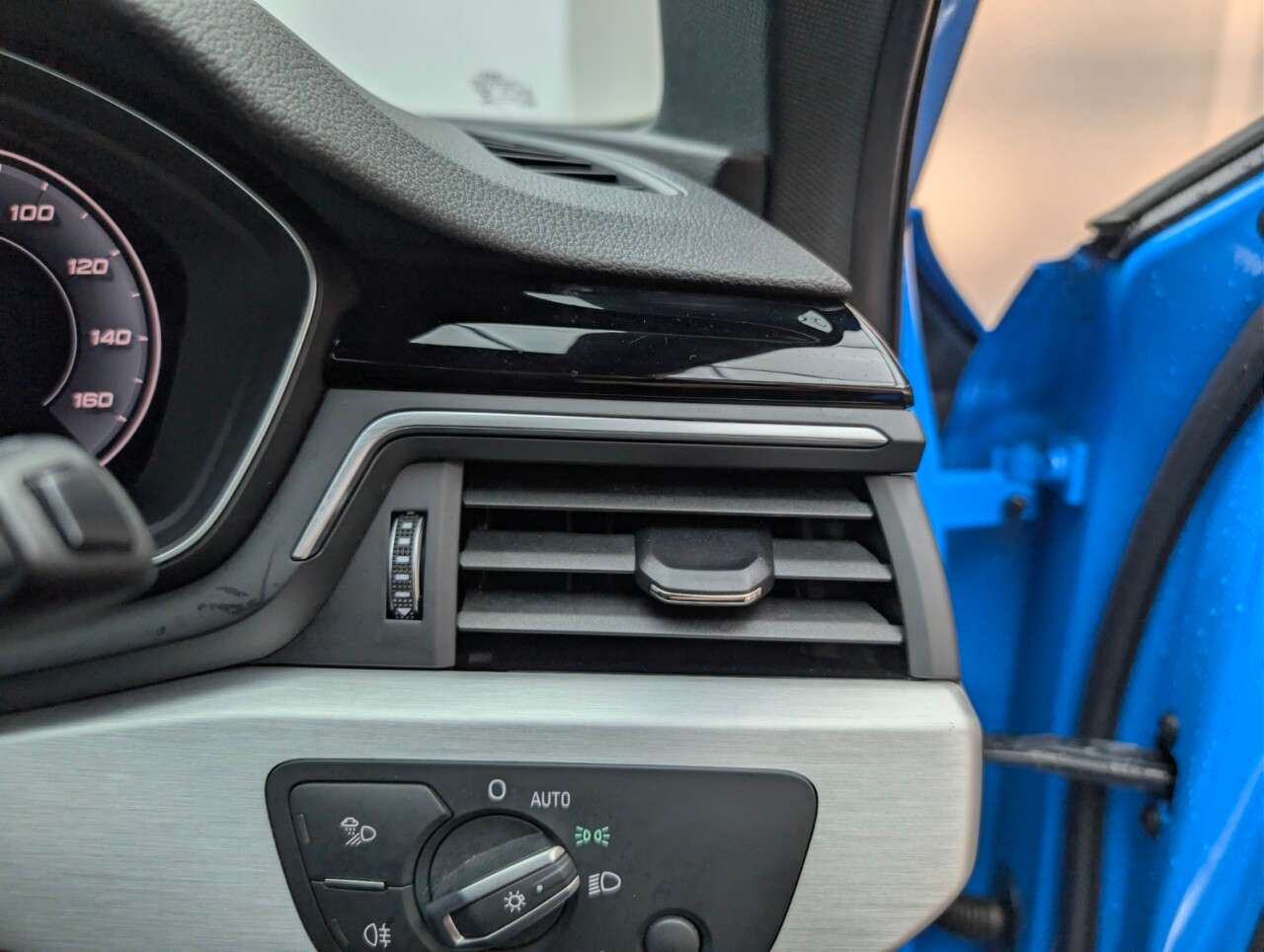 2020 AUDI A4 AVANT 2020 AUDI A4 AVANT