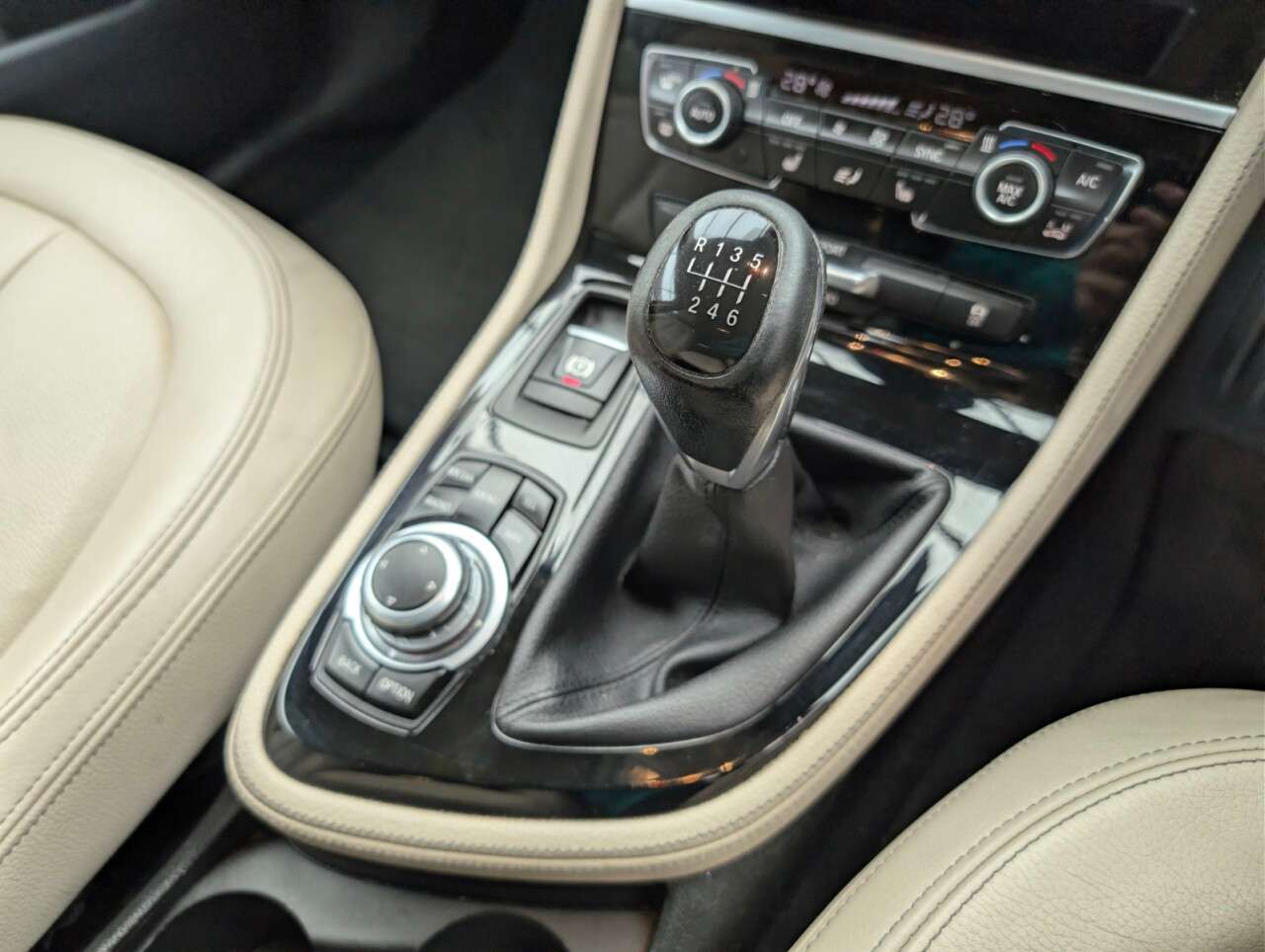 2016 BMW 2 SERIES GRAN TOURER 2016 BMW 2 SERIES GRAN TOURER