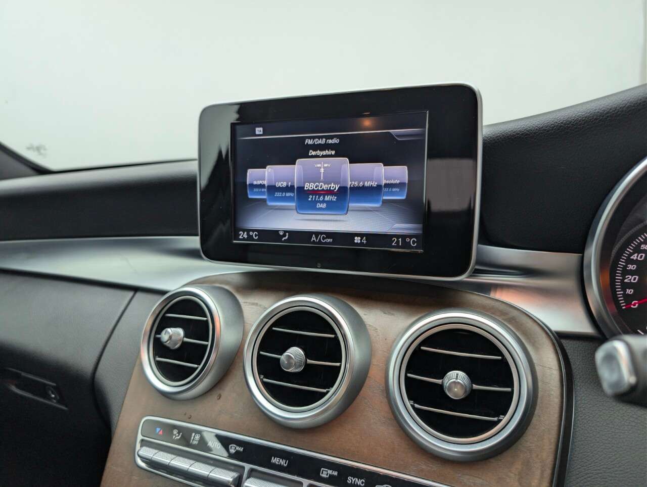 2016 MERCEDES C CLASS 2016 MERCEDES C CLASS