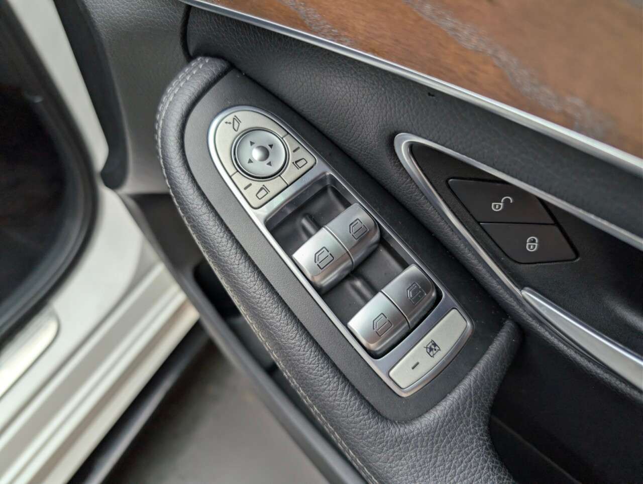 2016 MERCEDES C CLASS 2016 MERCEDES C CLASS