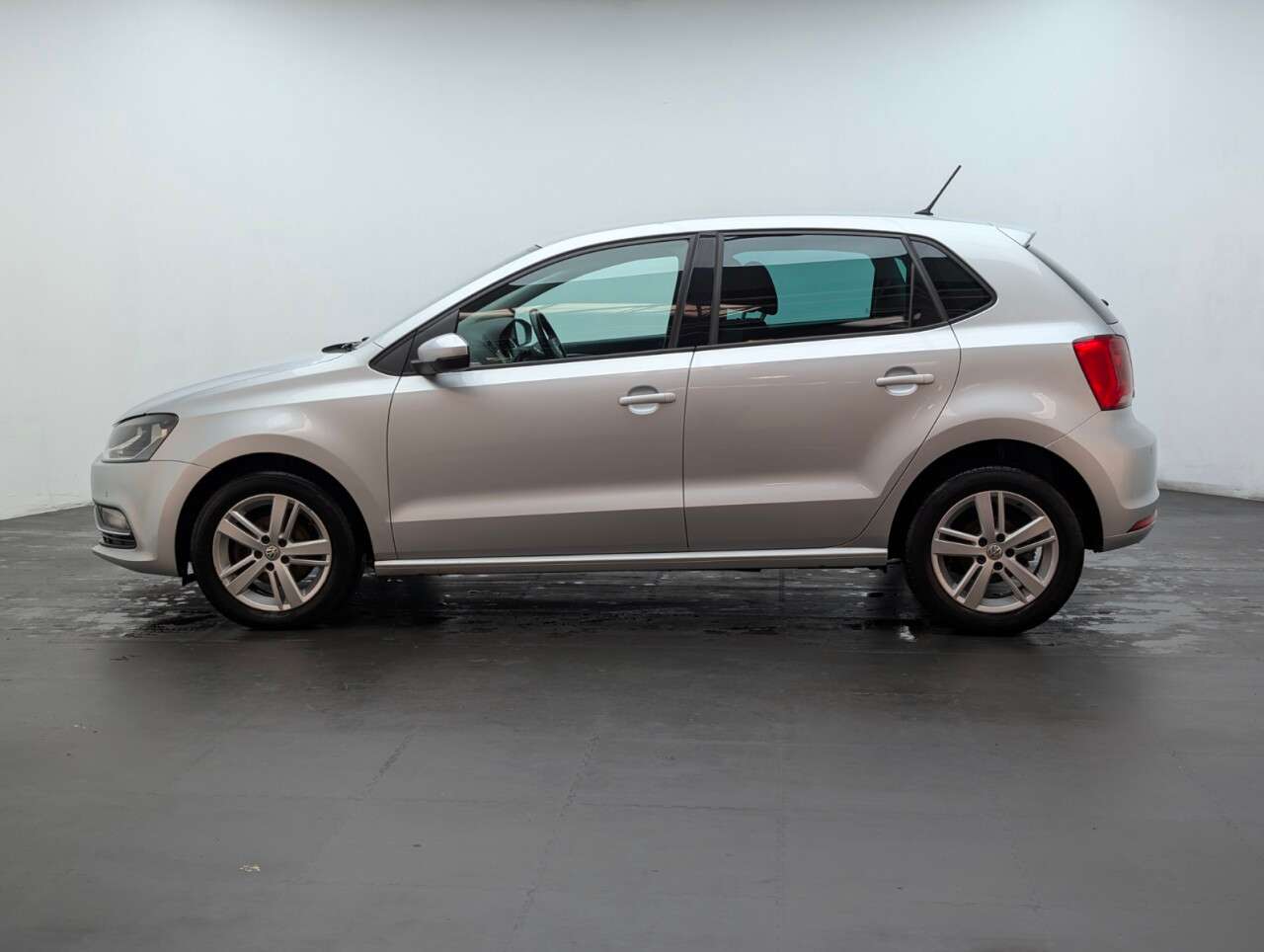 2016 VOLKSWAGEN POLO 2016 VOLKSWAGEN POLO