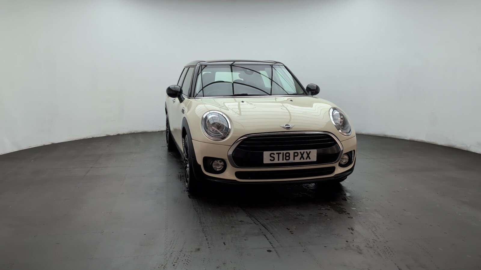 2018 MINI CLUBMAN 2018 MINI CLUBMAN