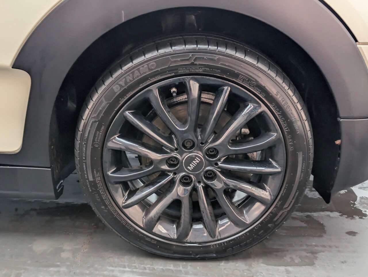 2018 MINI CLUBMAN 2018 MINI CLUBMAN