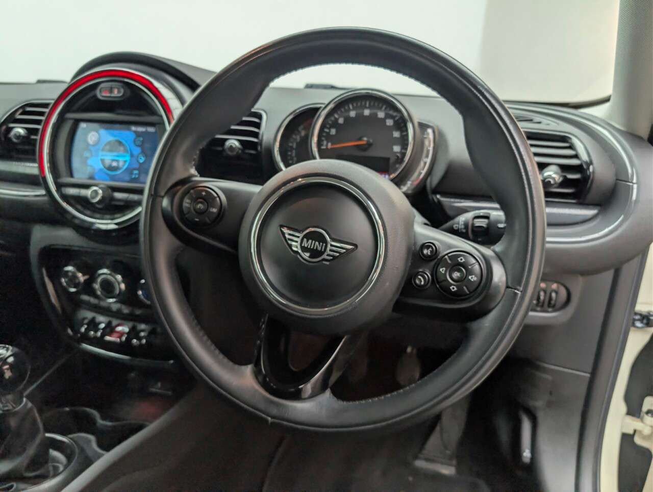 2018 MINI CLUBMAN 2018 MINI CLUBMAN