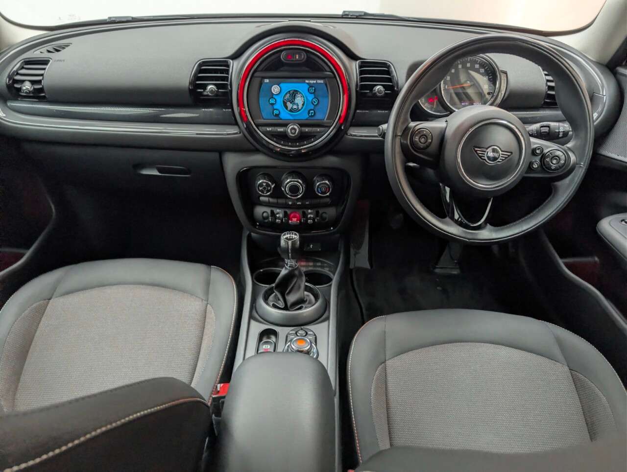 2018 MINI CLUBMAN 2018 MINI CLUBMAN