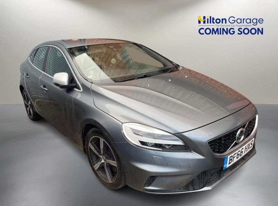 2016 VOLVO V40 2016 VOLVO V40