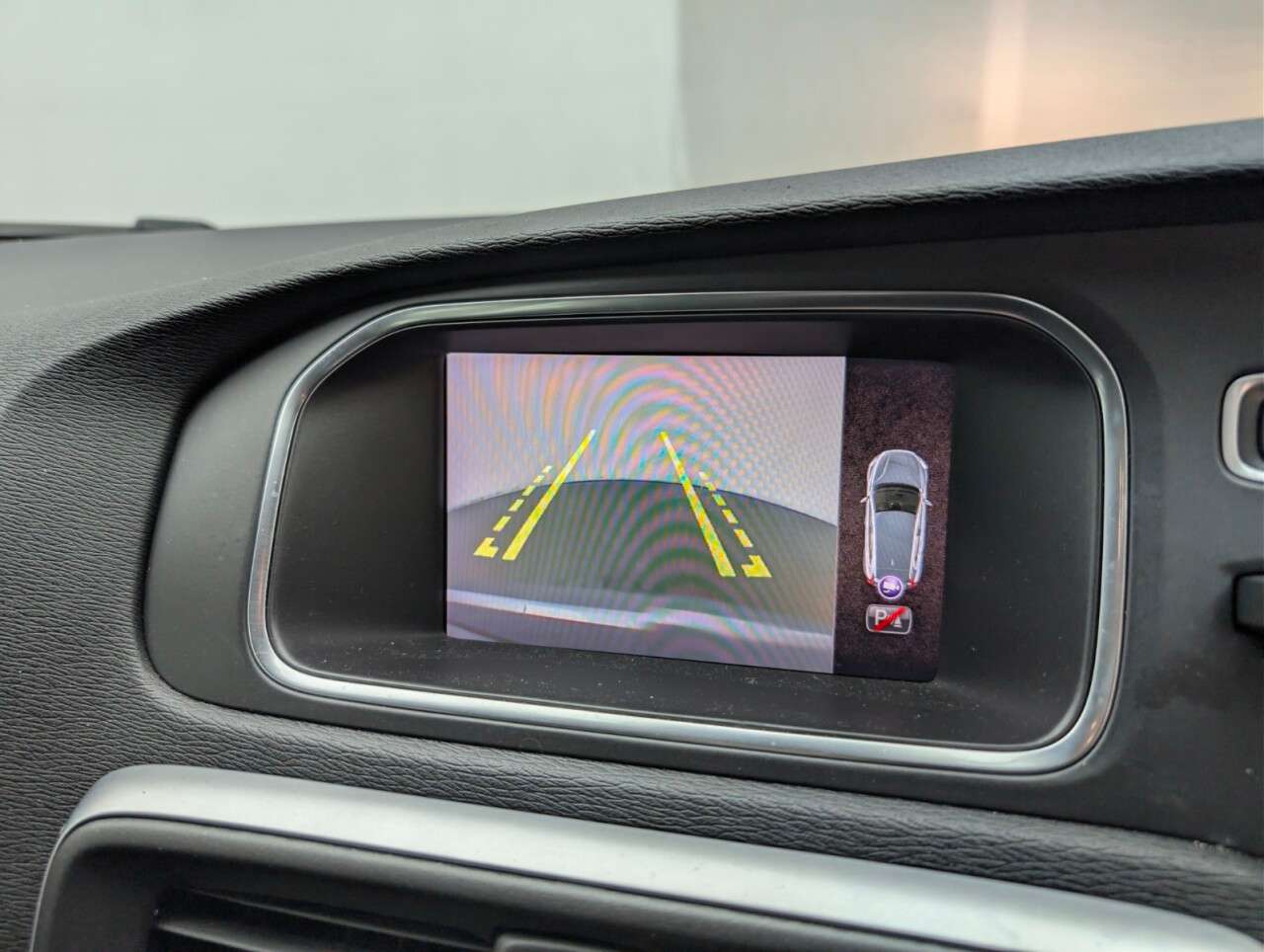 2018 VOLVO V40 2018 VOLVO V40