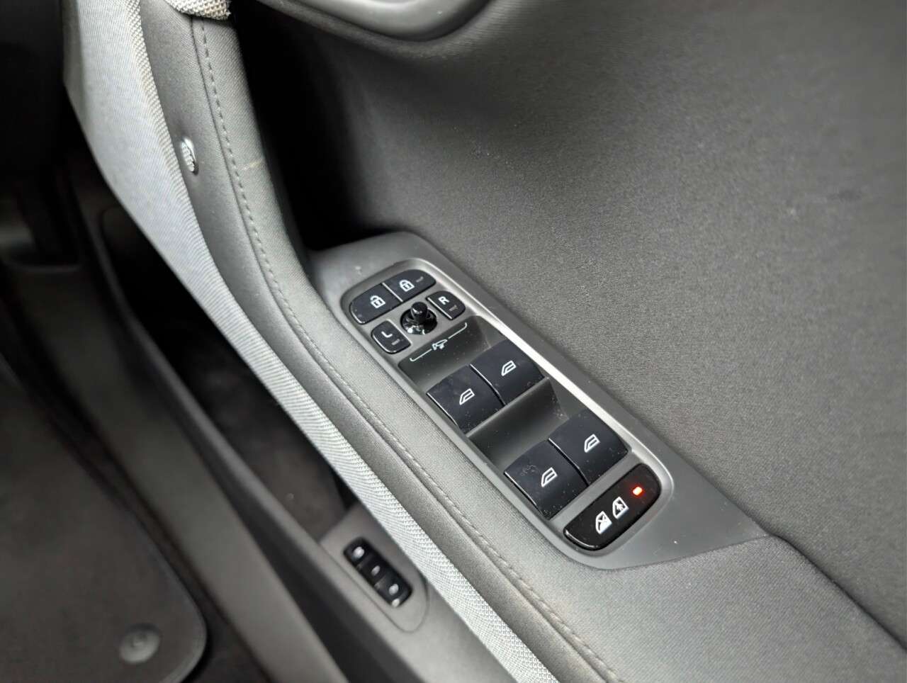 2021 POLESTAR POLESTAR 2 2021 POLESTAR POLESTAR 2