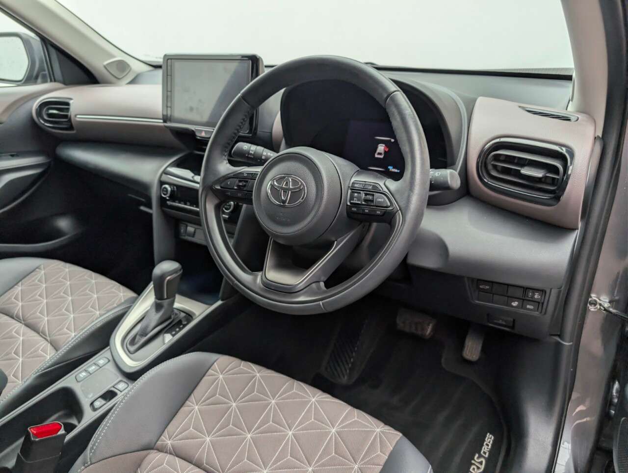 2023 TOYOTA YARIS CROSS 2023 TOYOTA YARIS CROSS