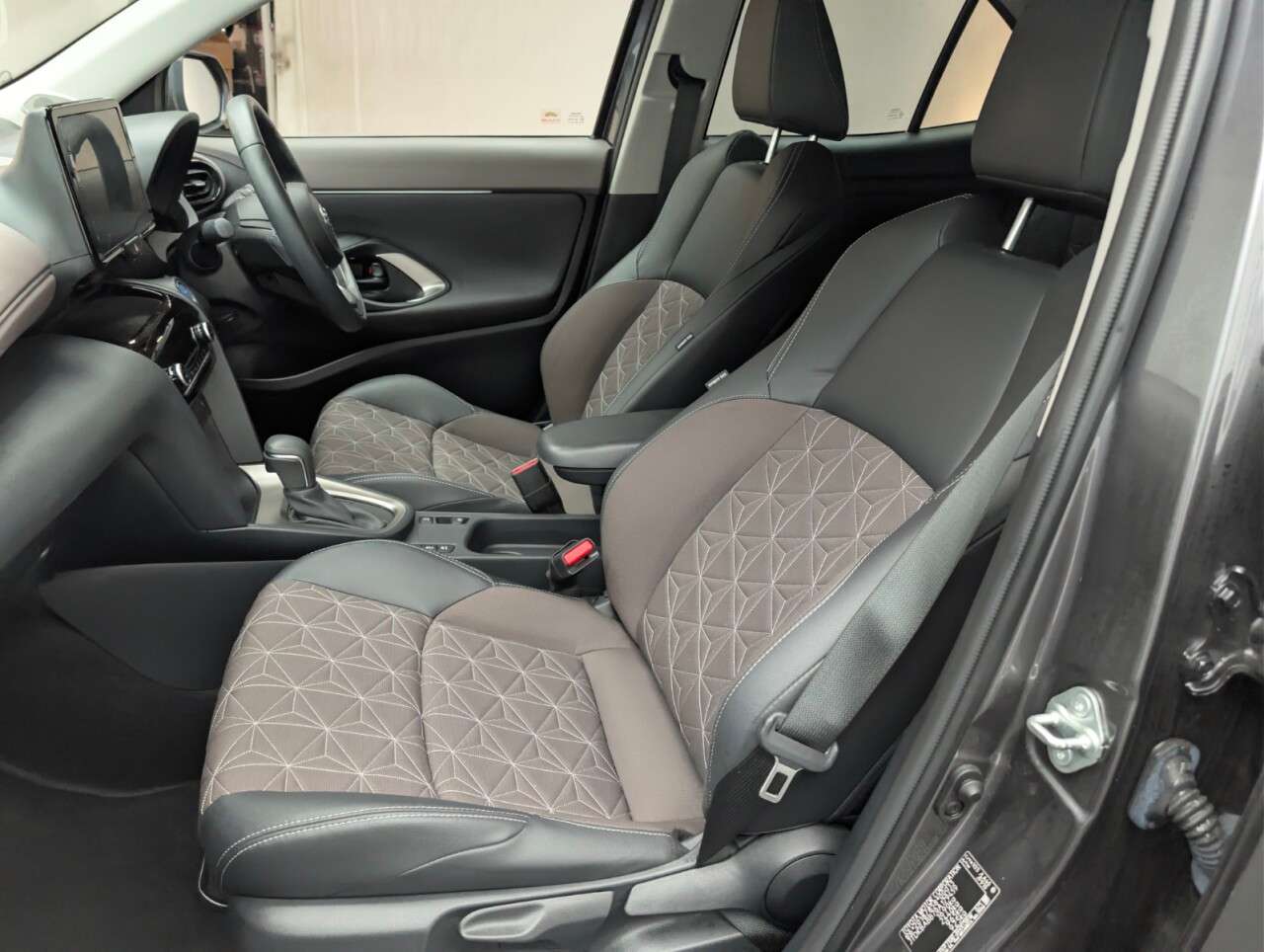 2023 TOYOTA YARIS CROSS 2023 TOYOTA YARIS CROSS