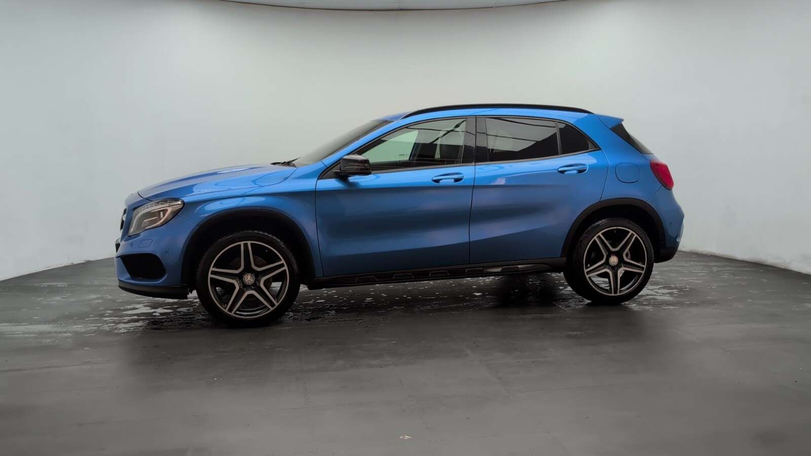 2015 MERCEDES-BENZ 180 2015 MERCEDES-BENZ 180