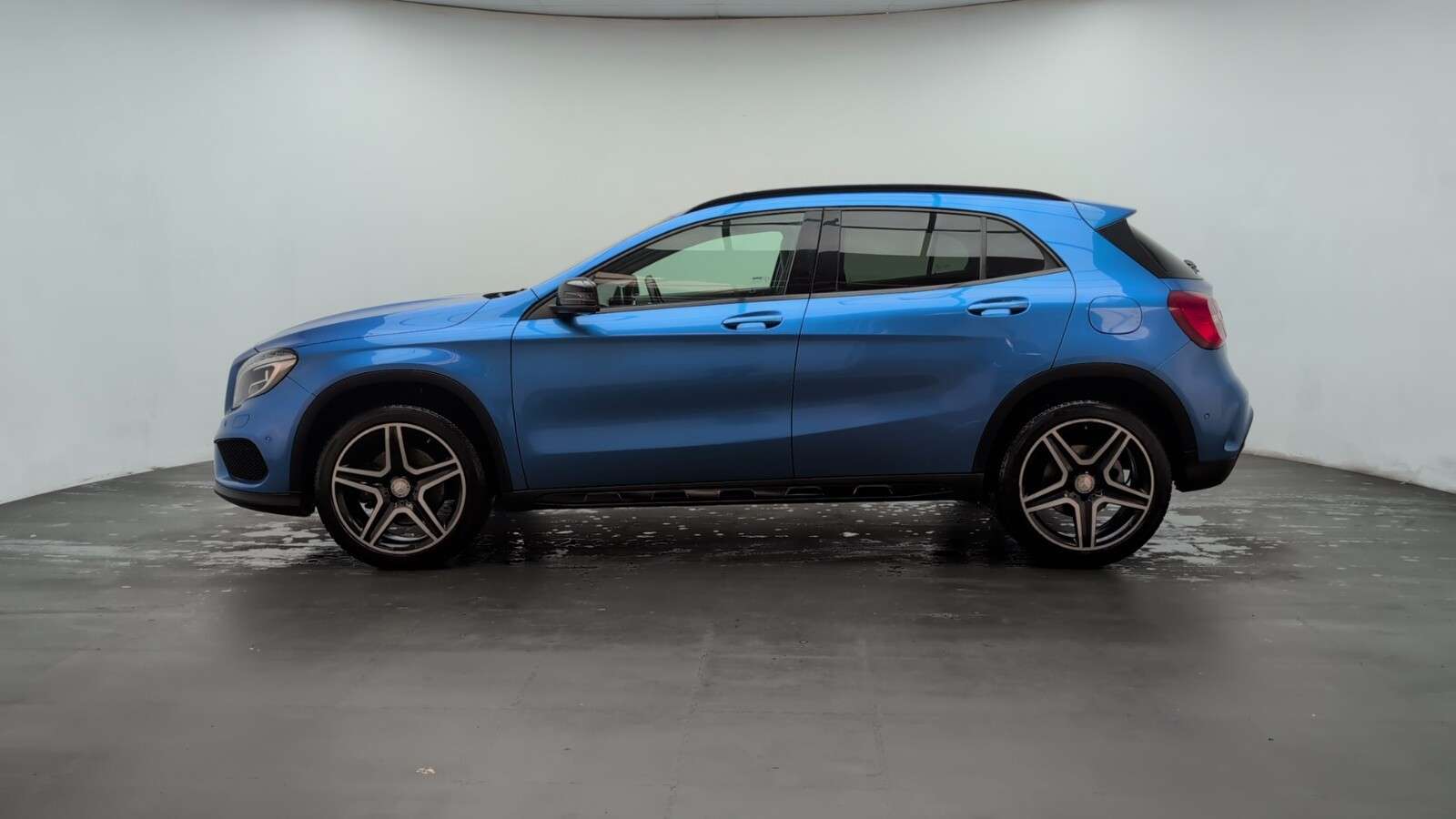 2015 MERCEDES-BENZ 180 2015 MERCEDES-BENZ 180