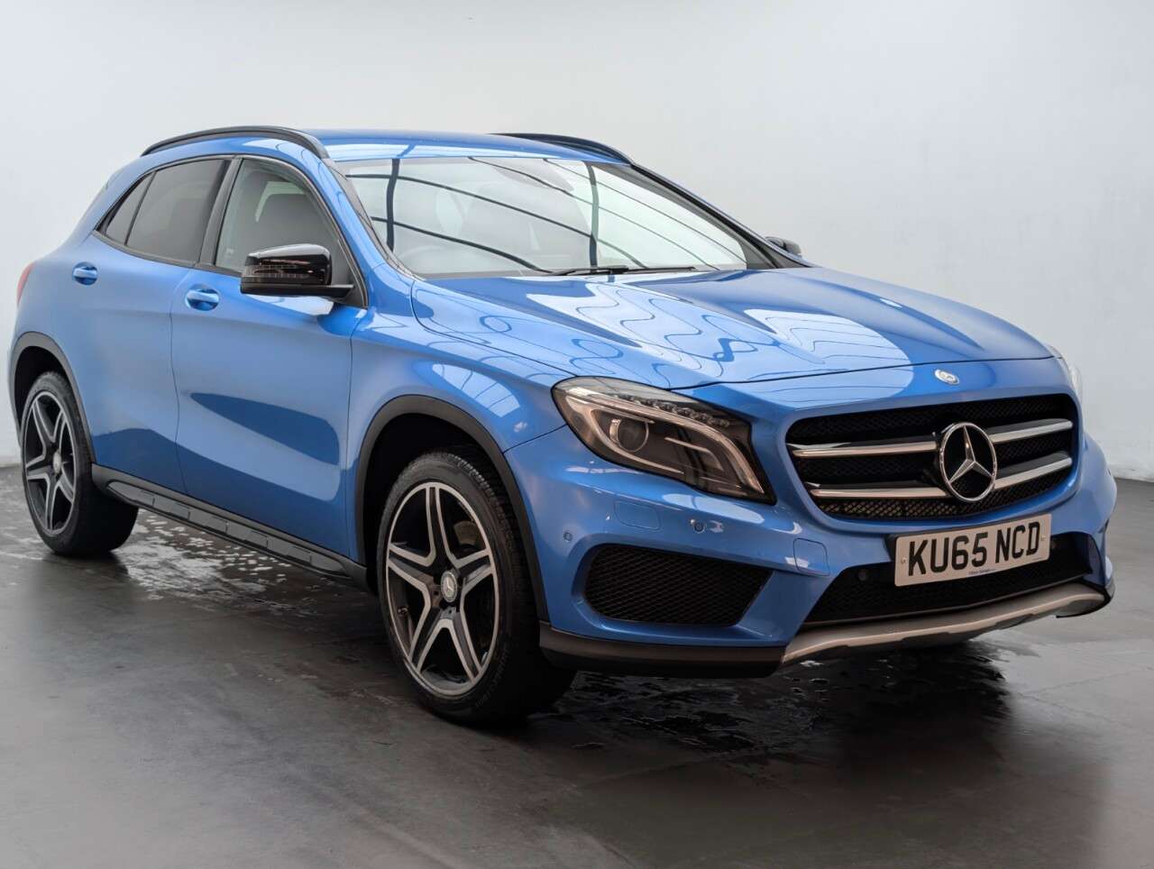 2015 MERCEDES-BENZ 180 2015 MERCEDES-BENZ 180