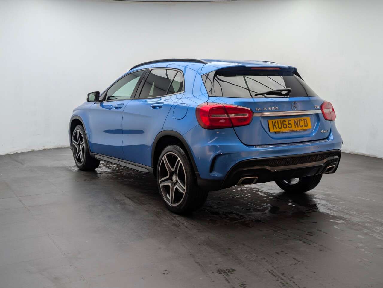 2015 MERCEDES-BENZ 180 2015 MERCEDES-BENZ 180