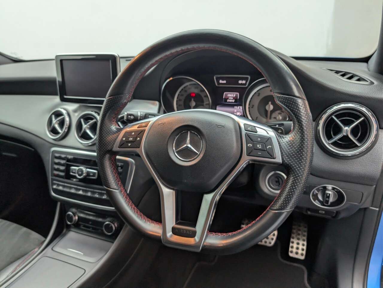 2015 MERCEDES-BENZ 180 2015 MERCEDES-BENZ 180