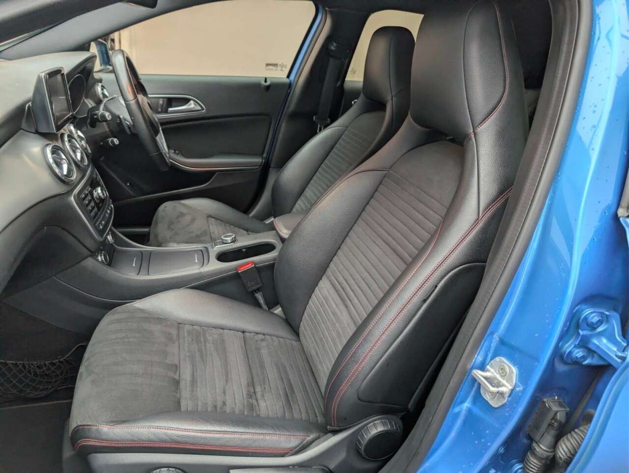 2015 MERCEDES-BENZ 180 2015 MERCEDES-BENZ 180