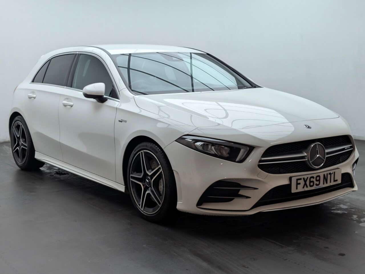 A 2019 MERCEDES-BENZ A CLASS 2.0 A35 AMG Hatchback 5dr Petrol SpdS DCT 4MATIC Euro 6 (s/s) (306 ps) - CR A 2019 MERCEDES-BENZ A CLASS 2.0 A35 AMG Hatchback 5dr Petrol SpdS DCT 4MATIC Euro 6 (s/s) (306 ps) - CR