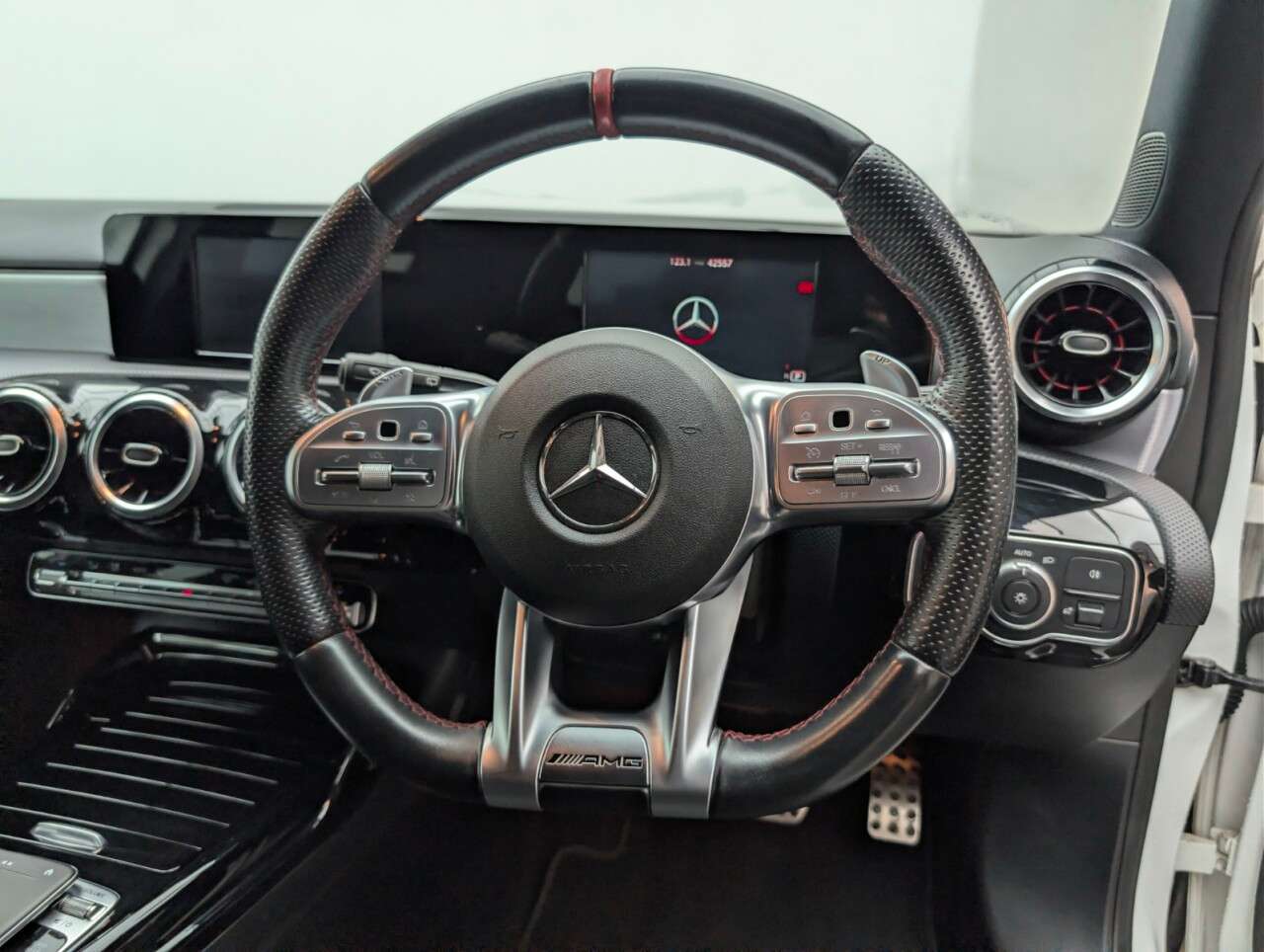 2019 MERCEDES-BENZ A CLASS 2019 MERCEDES-BENZ A CLASS