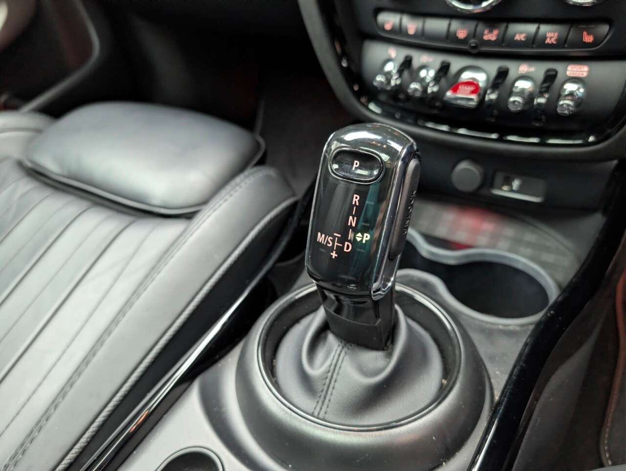 2022 MINI CLUBMAN 2022 MINI CLUBMAN