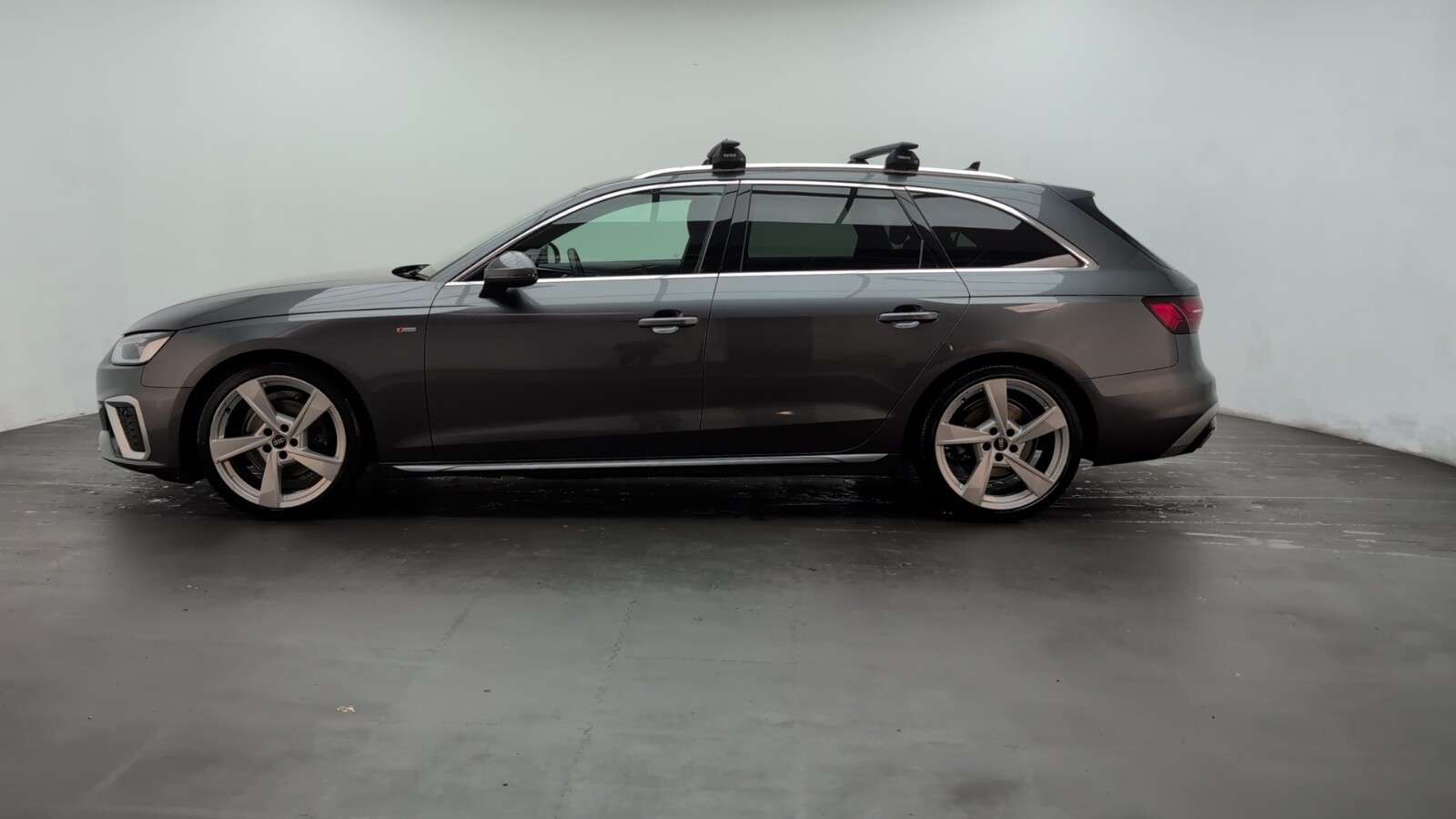 2023 AUDI A4 AVANT 2023 AUDI A4 AVANT