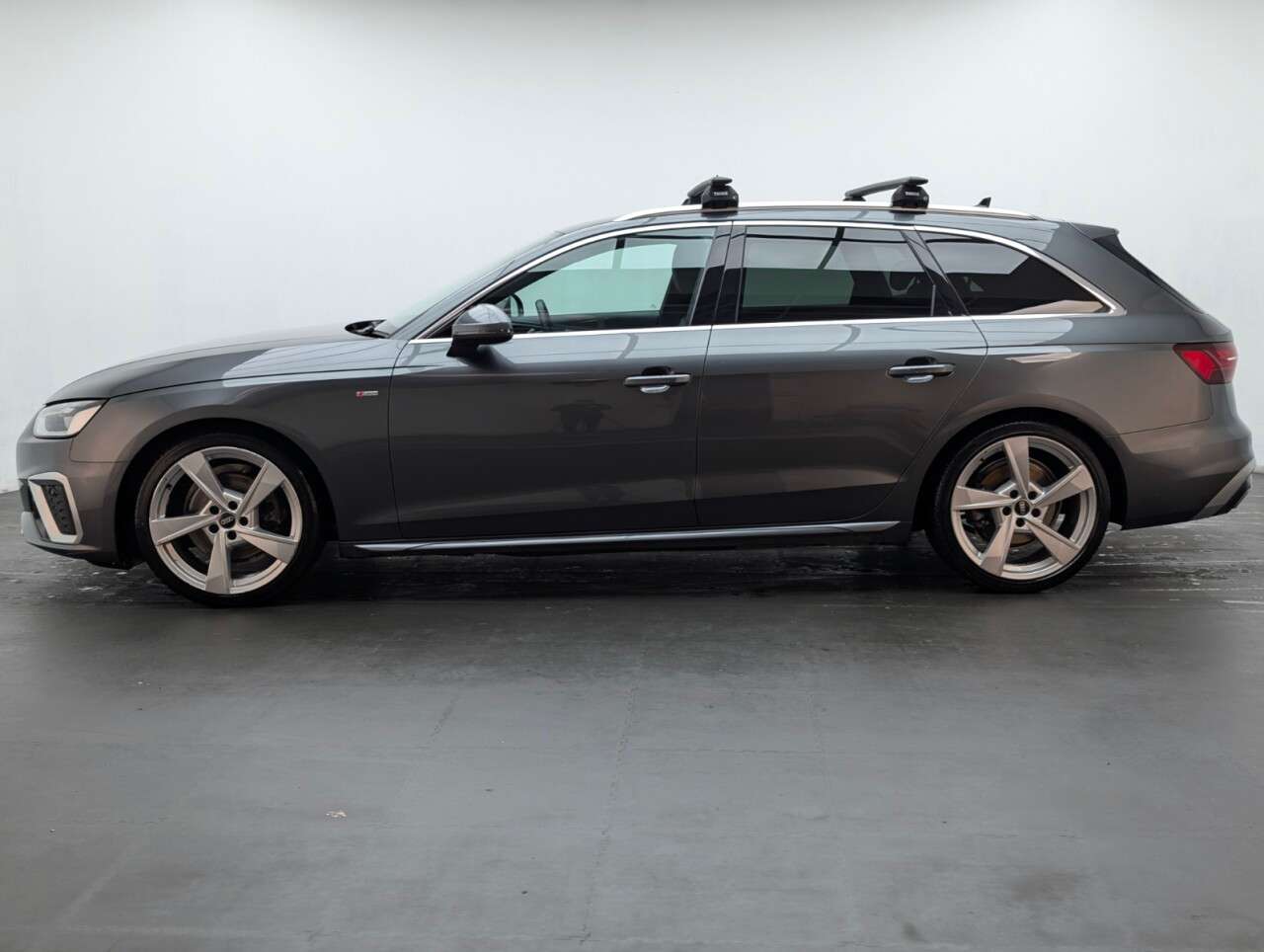 2023 AUDI A4 AVANT 2023 AUDI A4 AVANT