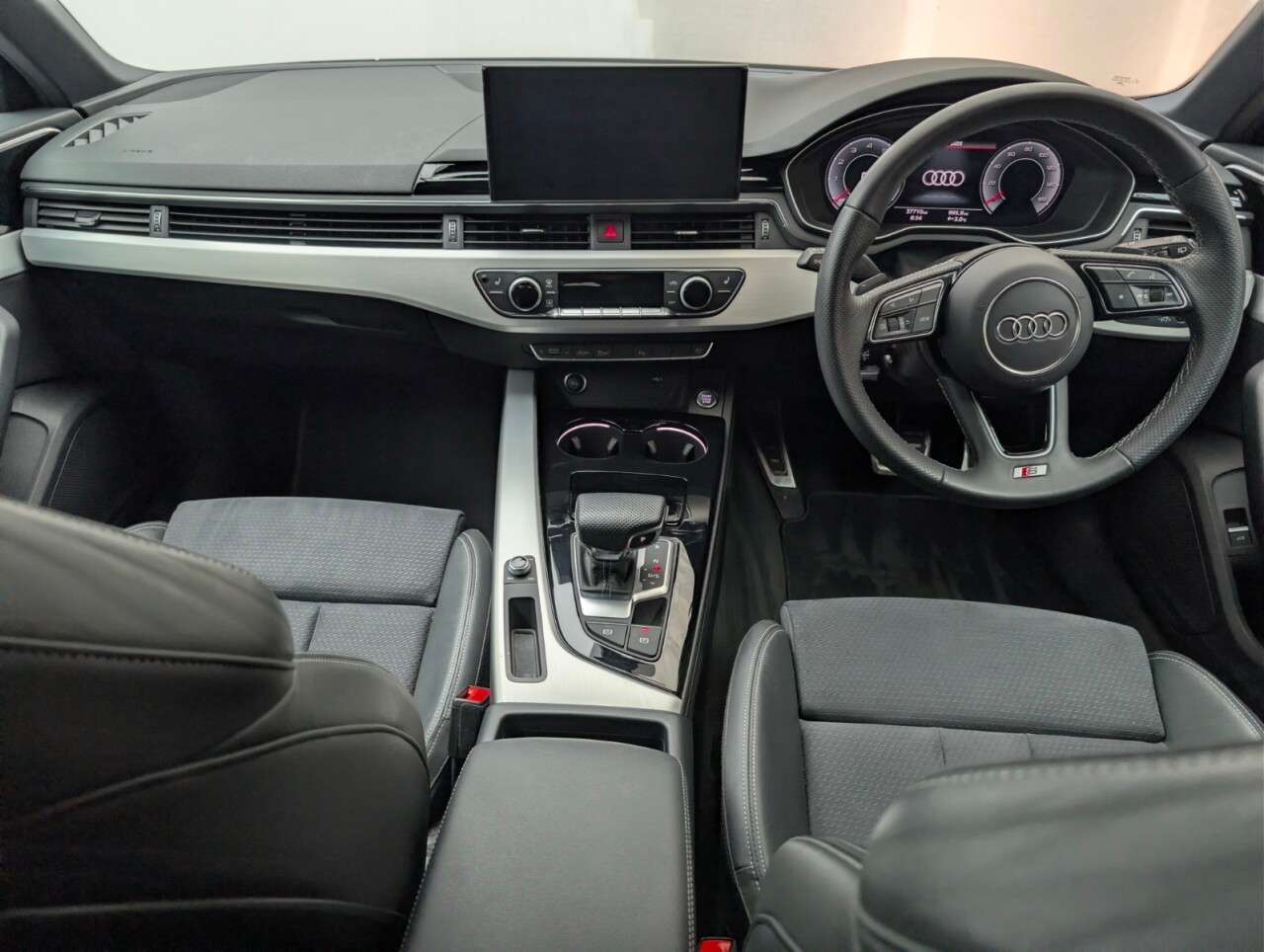 2023 AUDI A4 AVANT 2023 AUDI A4 AVANT