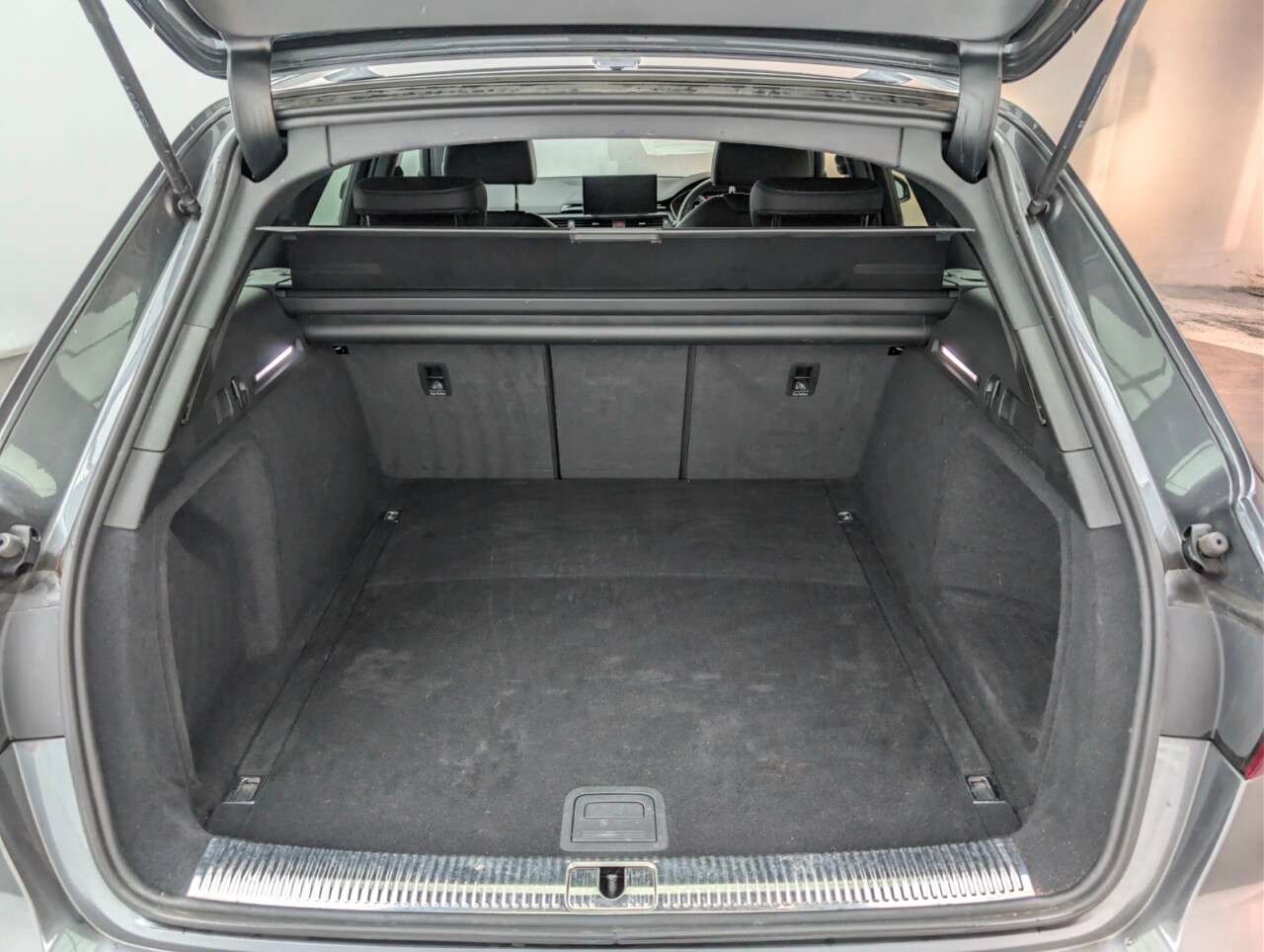 2023 AUDI A4 AVANT 2023 AUDI A4 AVANT