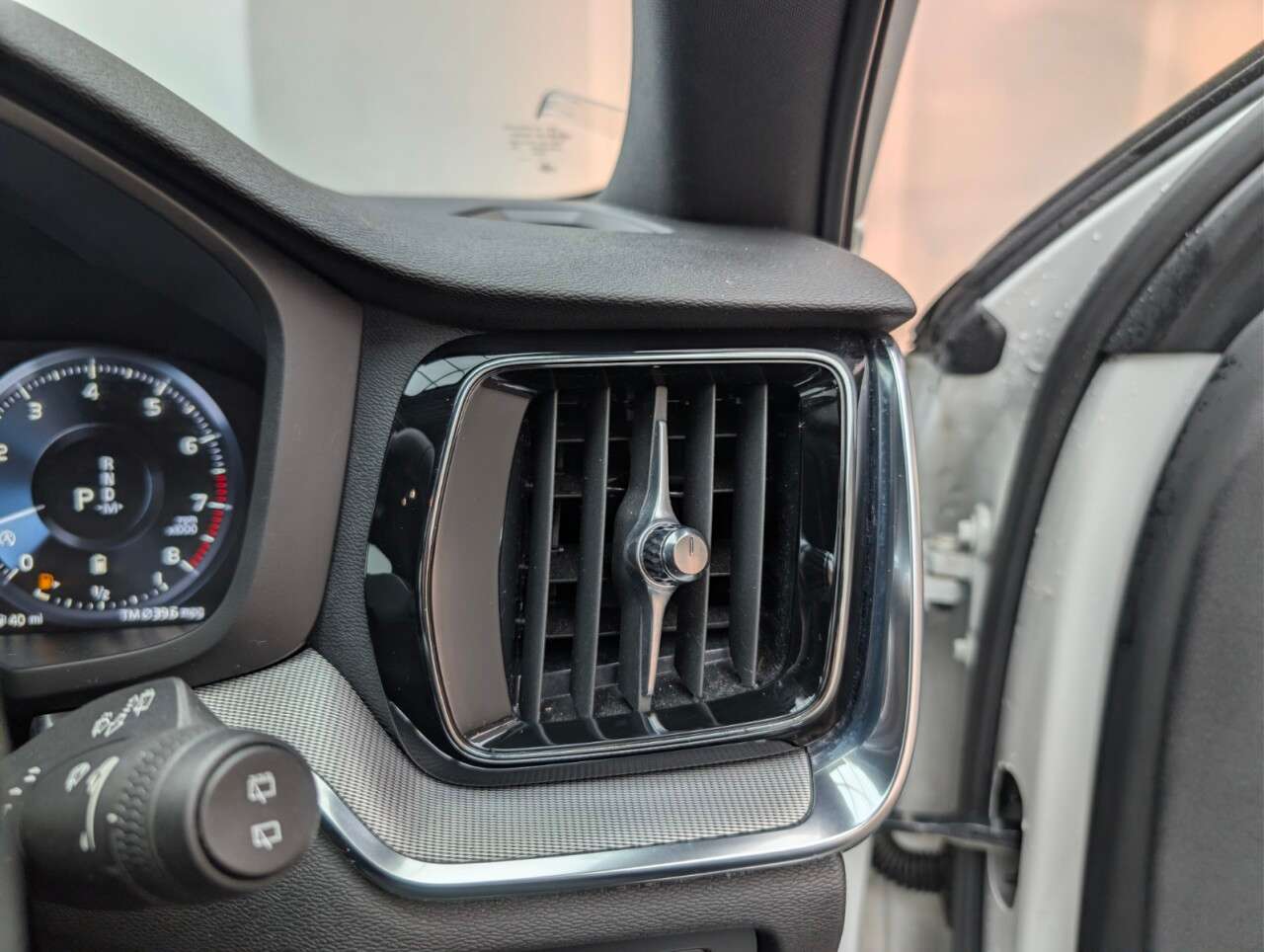 2021 VOLVO V60 2021 VOLVO V60