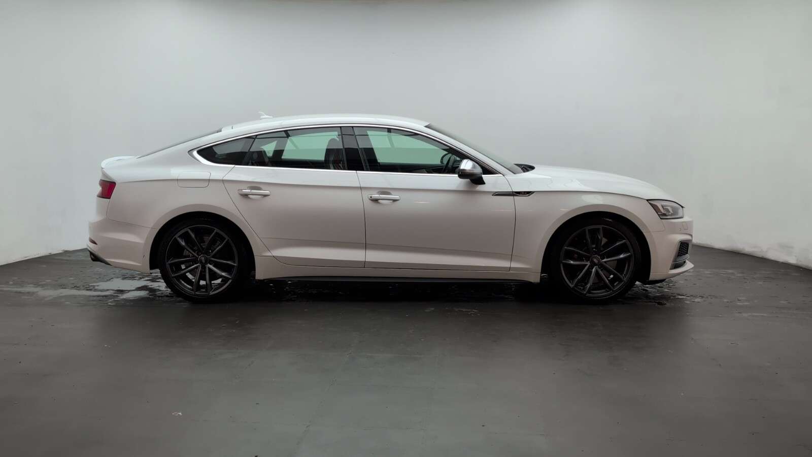 2017 AUDI S5 2017 AUDI S5