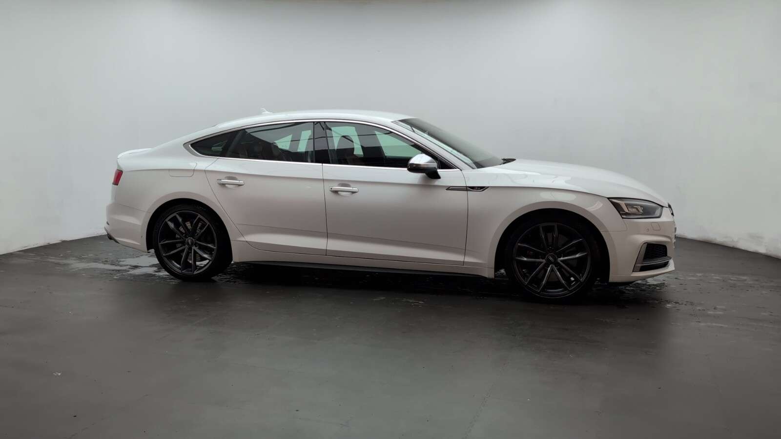 2017 AUDI S5 2017 AUDI S5